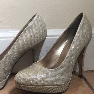 Glittery/Sparkly Pumps